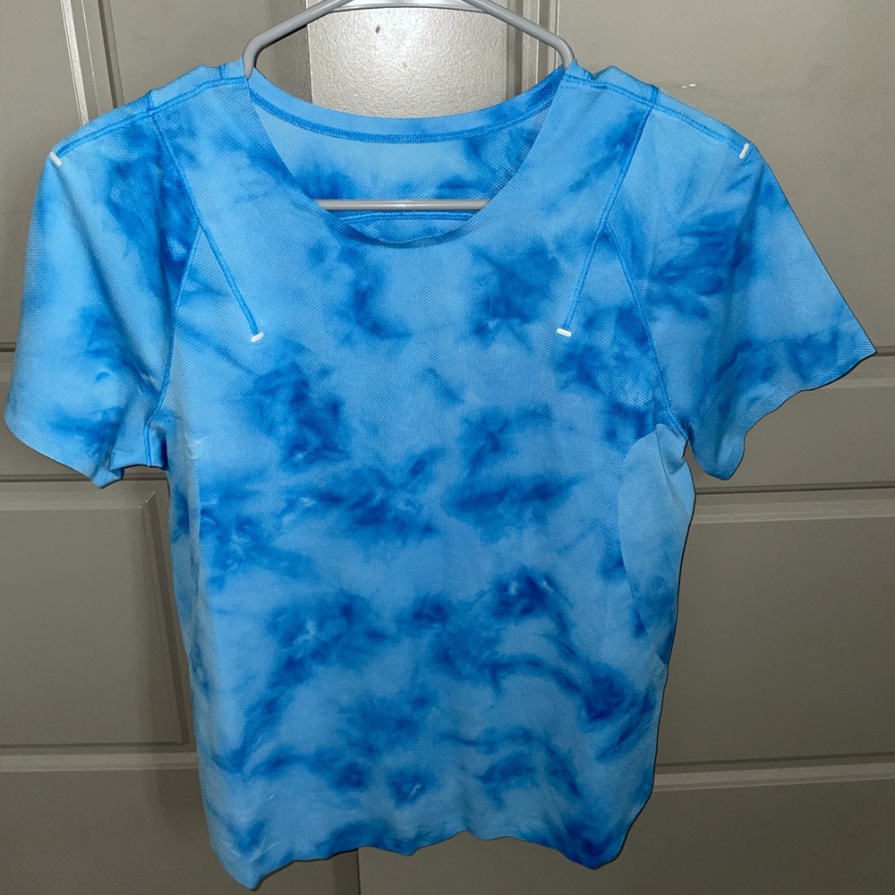 Lululemon top size 6 like new